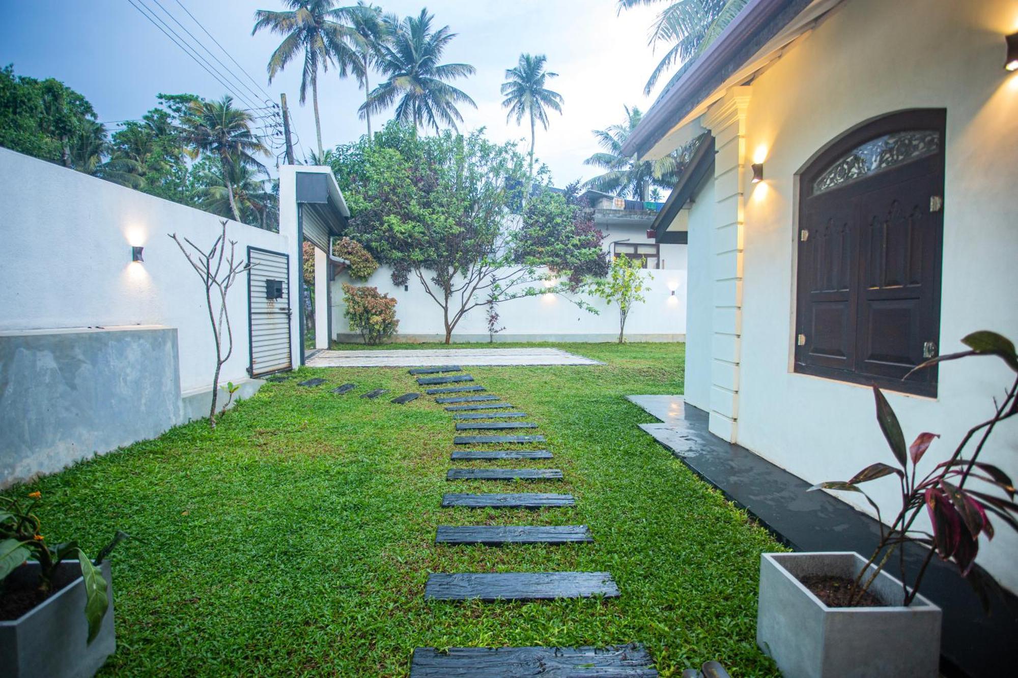 Villa Risithenmi Ahangama Ngoại thất bức ảnh